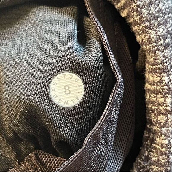 Lululemon Run Briskly 1/2 Zip Coco Pique Black White size 8 - Picture 13 of 15